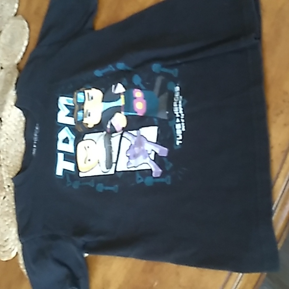 Boys size 8 tdm shirt